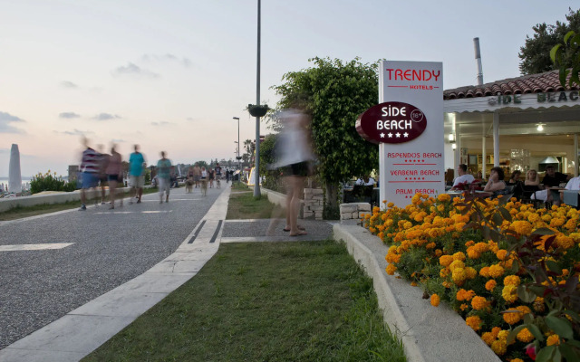 Trendy Side Beach (Adults Only, 16+)