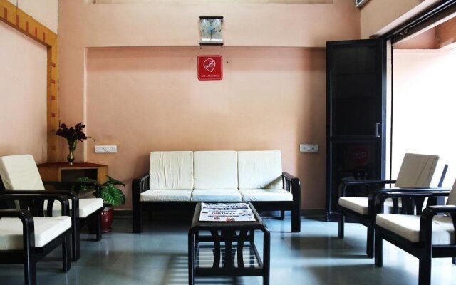 OYO 2917 Deccan