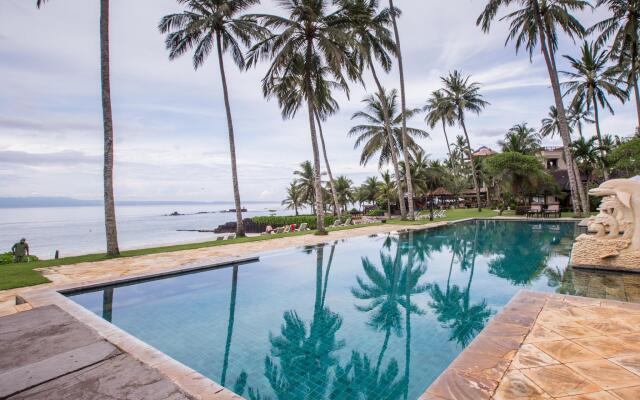 Candi Beach Resort And Spa