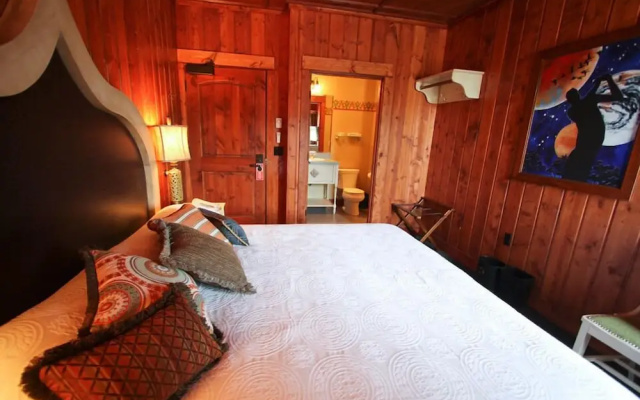 McMenamins Gearhart Hotel