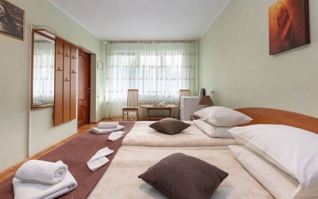 Room in Guest Room - Valensija - Standard Twin Room