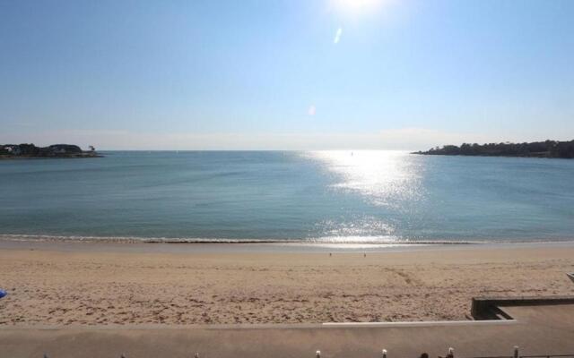 Appartement avec vue mer à 50m de la plage proche thalasso casino et restaurants FR 1 481 157