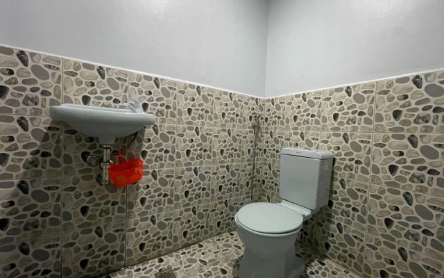 OYO 795 Tapales Guest House