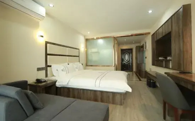 South Fujian monochrome hotel chain