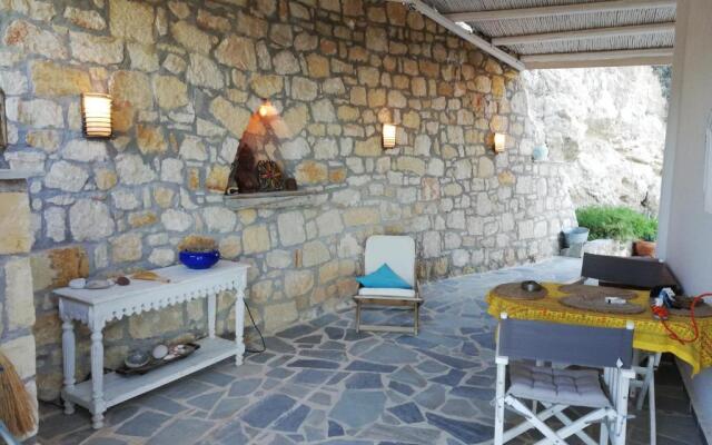 Tranquil Villa With Sea View in Ammopi Karpathos