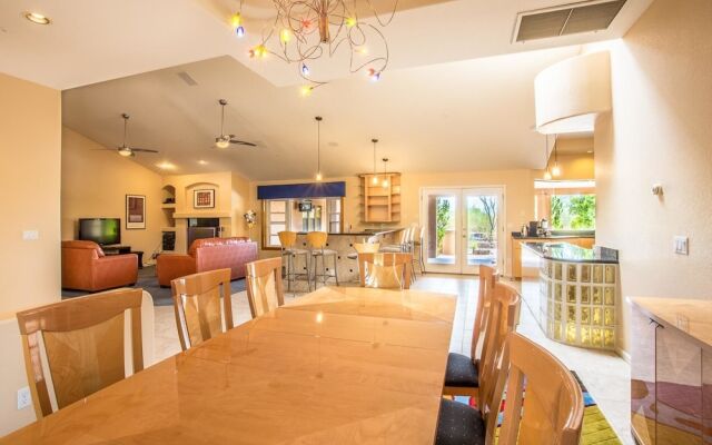 Bella Turquoise By Signature Vacation Rentals
