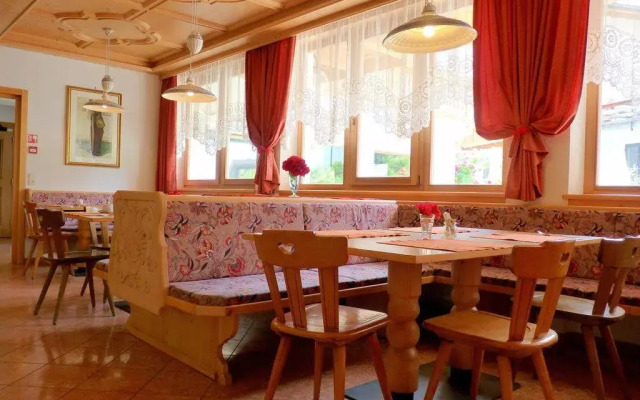 Chalet Hotel Diamant