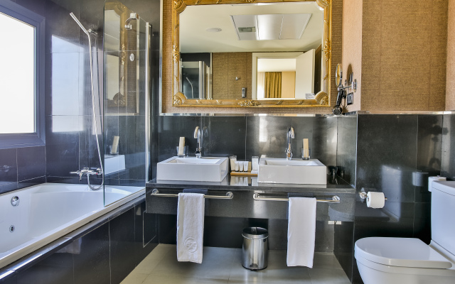 Hotel 525