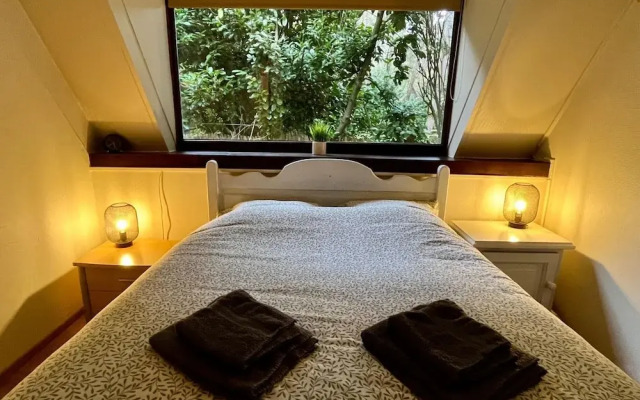 Lanaken Luxe Garden Retreat