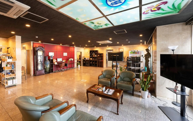 Omura Central Hotel