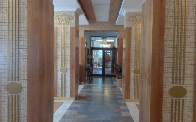 Park Central Hotel