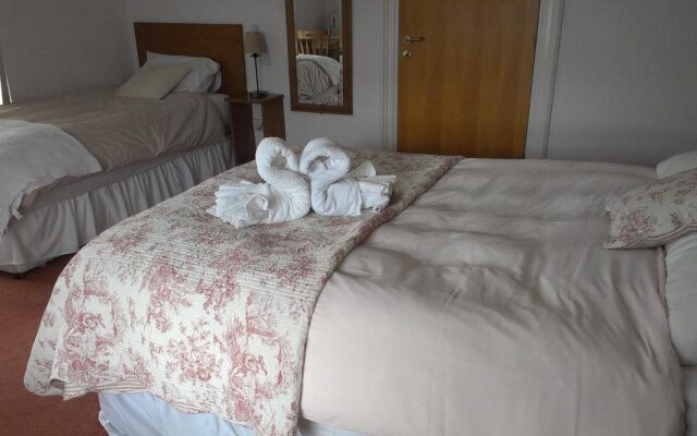 River Lodge BnB