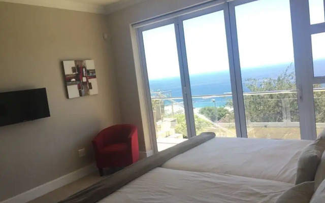 House Havana Camps Bay