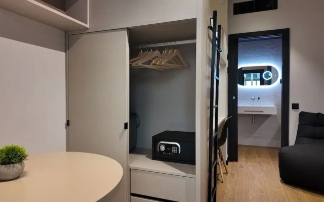BLAU Student Housing & Language Academy