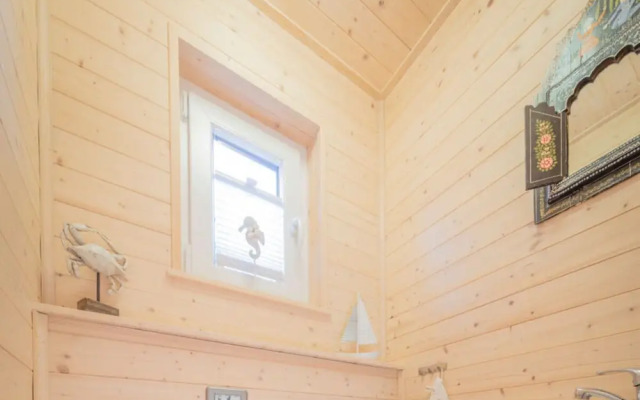 The Goose Modern Retreat