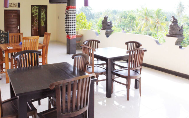 Airy Eco Sukawati Sutami Sumampan Bali