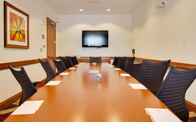 DoubleTree by Hilton Raleigh - Cary