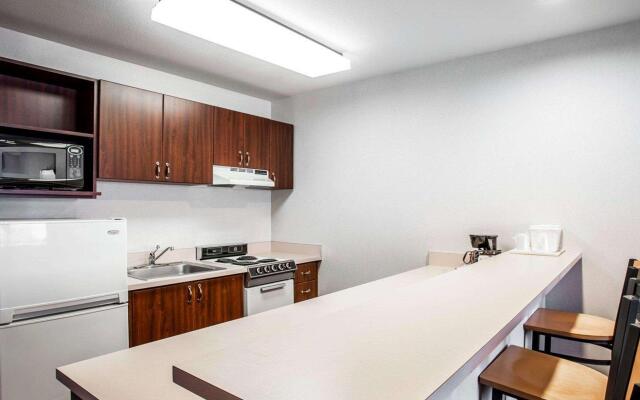 Quality Inn Grand Suites Bellingham
