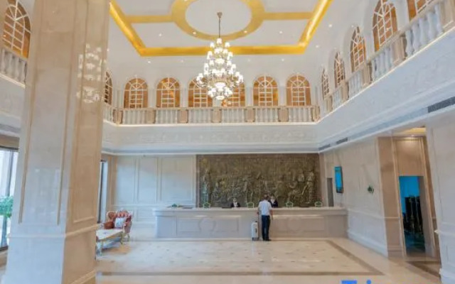 Vienna Hotel (Shaodong Chuangye New Village Zhaoyang Avenue Branch)