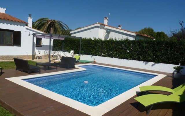 Holiday House With Private Pool for 4 People in Sant Pere Pescador