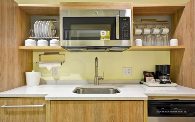 Home2 Suites by Hilton Dallas Addison