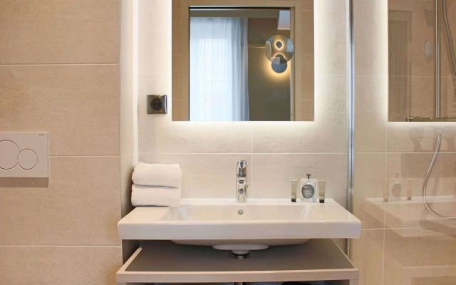 Brit Hotel Limoges Centre Gare - Hotel & Spa