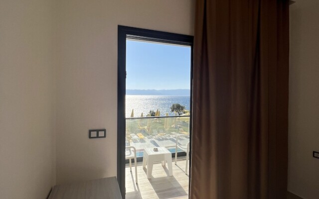 Life Point Boutique Hotel