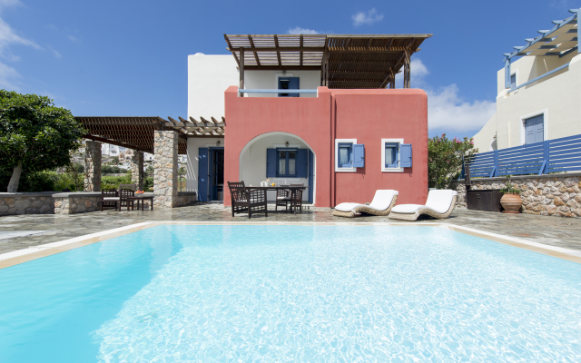 Earino Suites and Villas