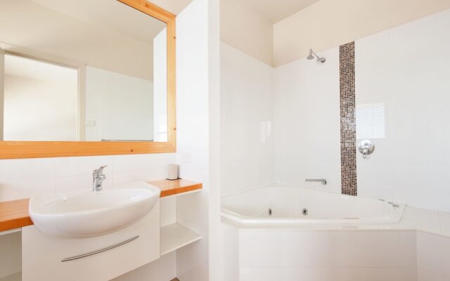 Crows Nest, 6 Teramby Road, D'Albora Marina