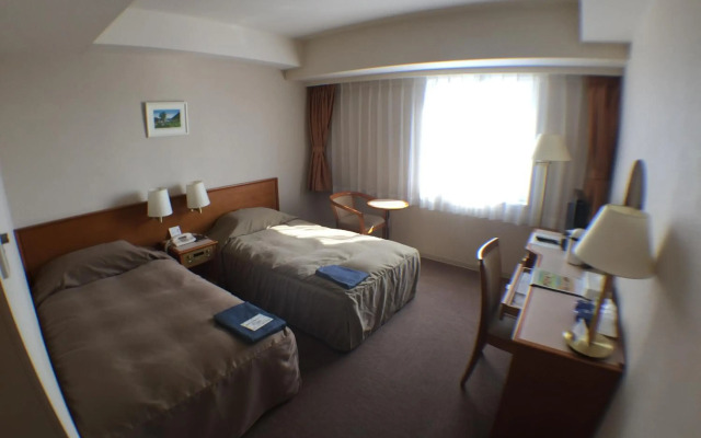 Hotel Okhotsk Palace