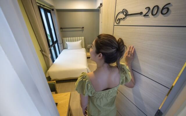Chamemon Bed Phuket Town