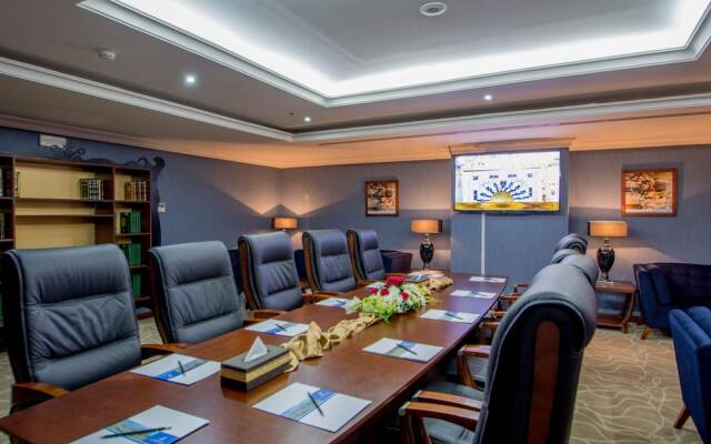 Al Aqeeq Madinah Hotel