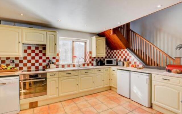 Holiday Home Swallow Barn