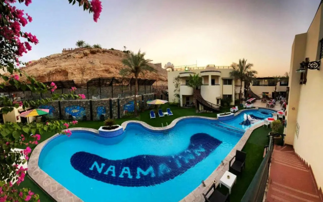 Naama Inn