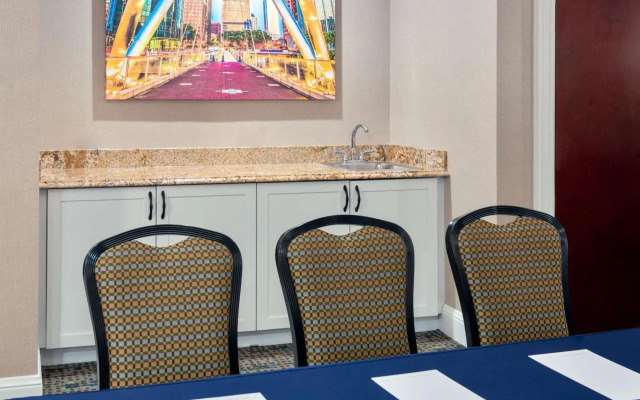 Hampton Inn & Suites Hartford/Farmington