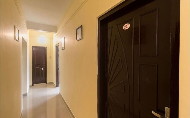 OYO 9671 Hotel Rudraksh Inn