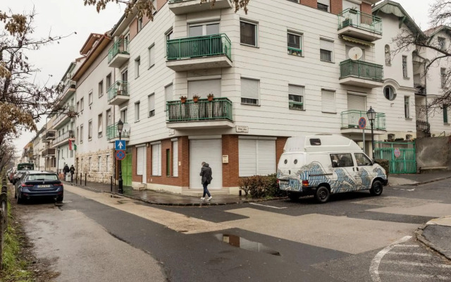 Minded Manor Apartment