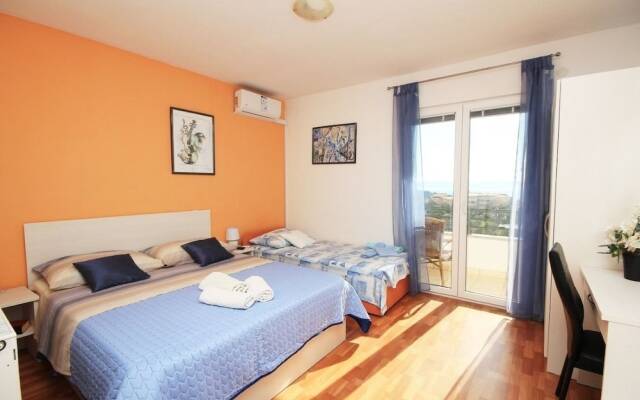 Jovize - Free Parking - R2