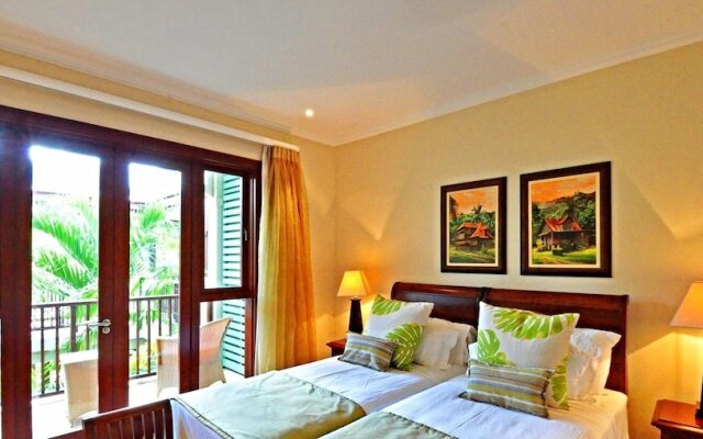 Eden Island, Beach front, Luxury, 3 Bed Ensuite, WiFi