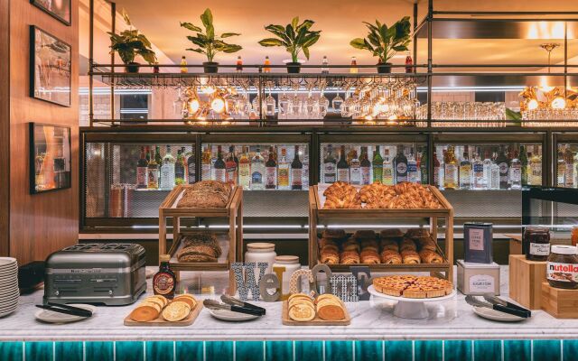 Отель Moxy Paris La Villette