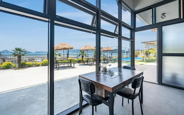 Yeosu Wayo Ocean View Pension