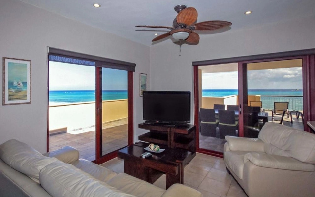 El Faro Penthouse Reef 403