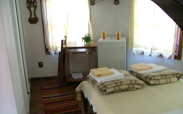 Tinkovata Guest House