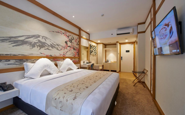 Verse Luxe Hotel Wahid Hasyim
