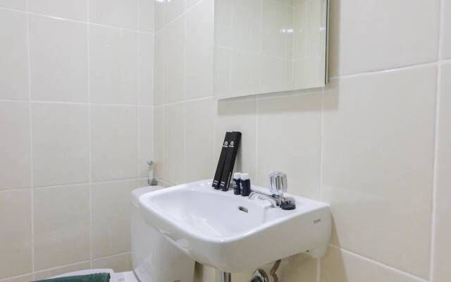 Cozy Studio Apartment at M-Town Residence near Summarecon Mall