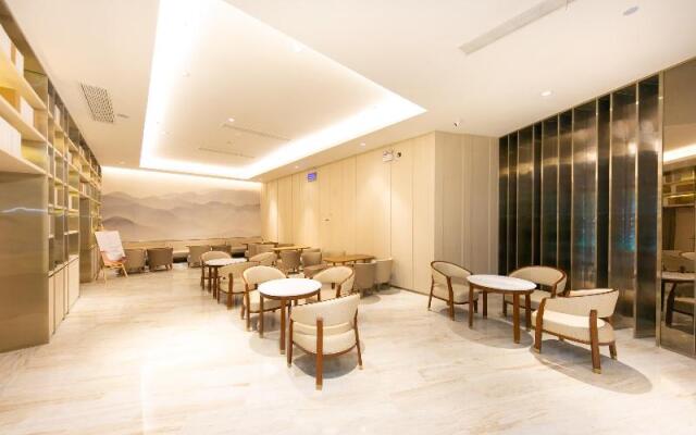 Ji Hotel Nanjing Zhujiang Road Beimen Bridge