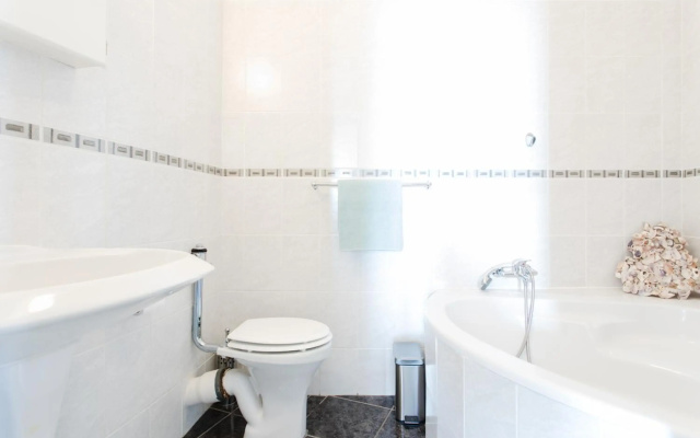 Breathtaking views, brand new renovated apartment