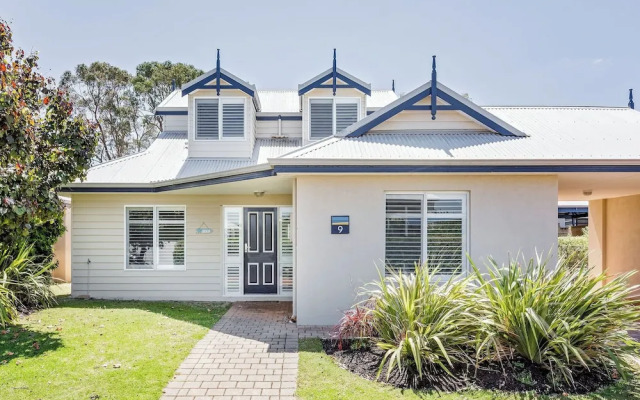 Seaside Serenity Villa