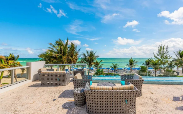 MARENAS BEACH RESORT by Miami And The Beaches Rentals