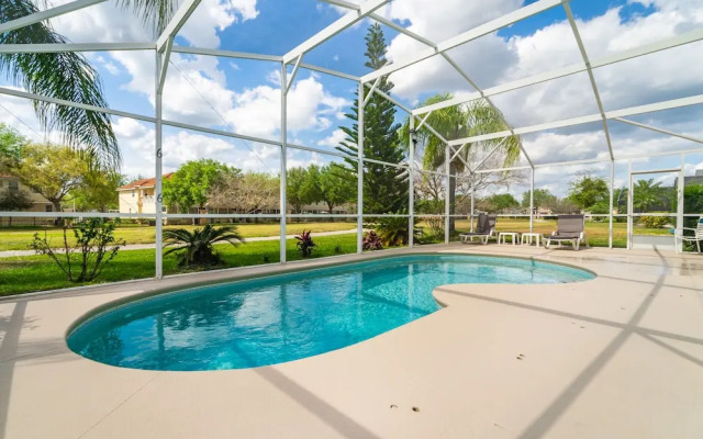 1114 4-bed Pool Home, Liberty Village Kissimmee